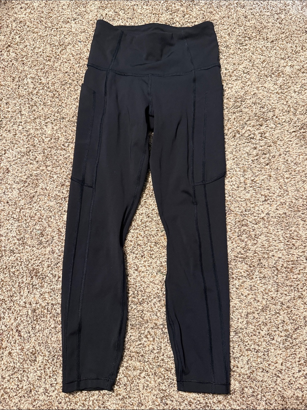Athleta Black Ultimate Stash 7/8 Tights